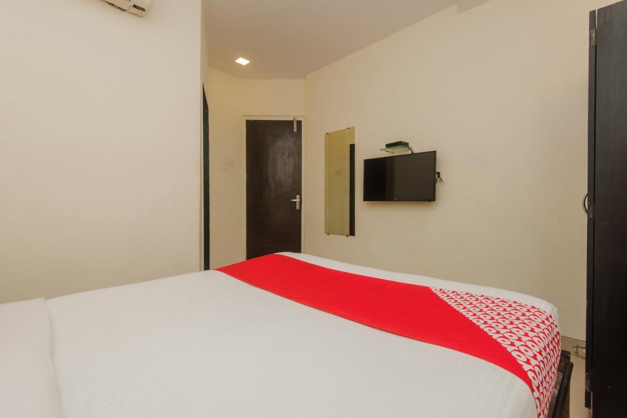 Oyo 10103 Hotel Aviva Mumbai Exterior photo